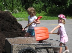 IMG_5748 Brianna and Erin Fay small
